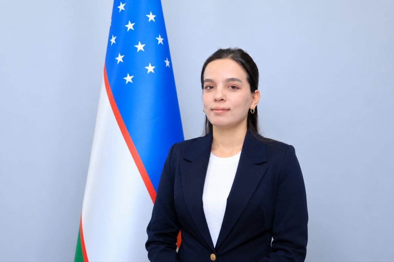 Shomurotova Hilola Akhmadjon qizi