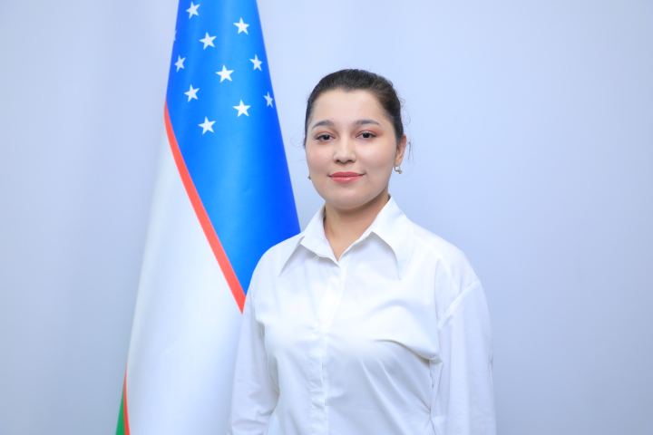Madraximova Indira Anvarbek qizi