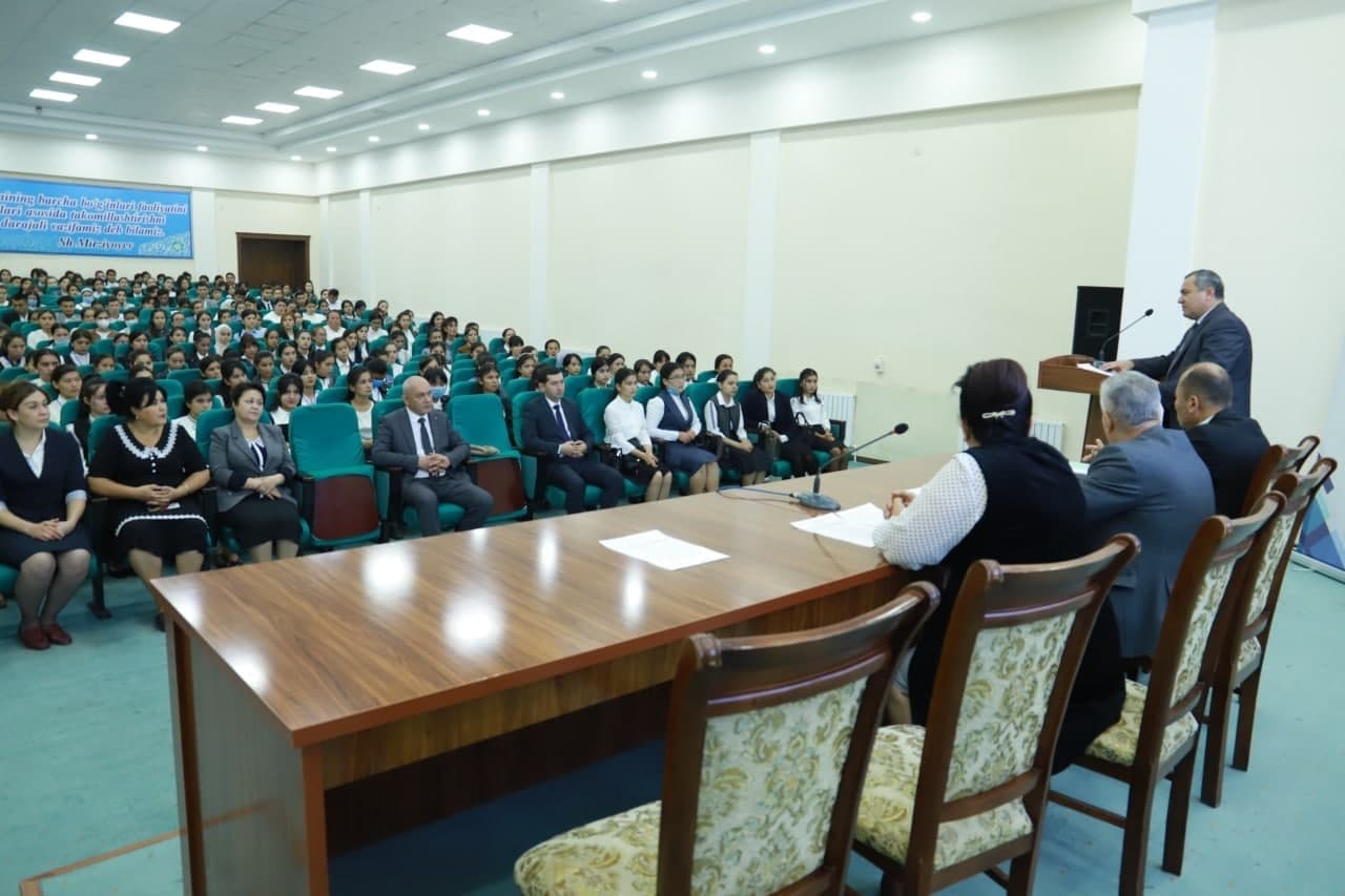 urdu.uz, Urganch davlat universitetida “Covid-19 profilaktikasi va emlash chora-tadbirlari” mavzusida tadbir o`tkazildi