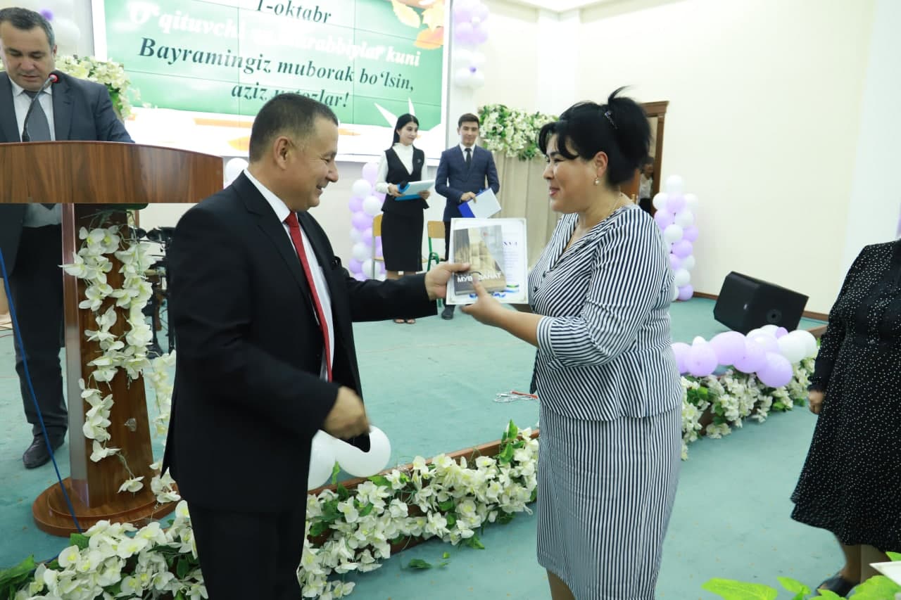 urdu.uz,Urganch davlat universitetida ustozlar kuniga bag`ishlangan bayram dasturi bo`lib o`tdi