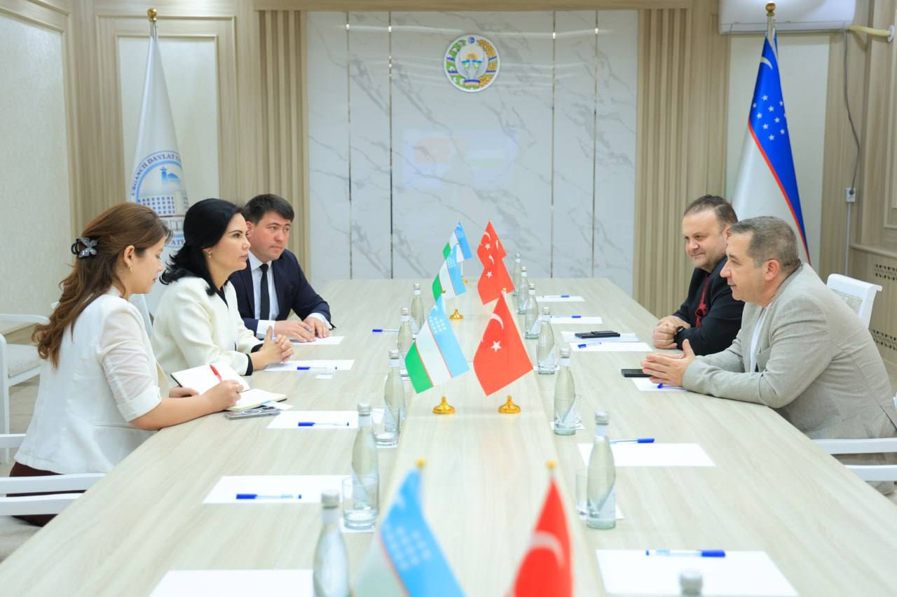 Ректор Ургенчского государственного университета принял турецких гостей