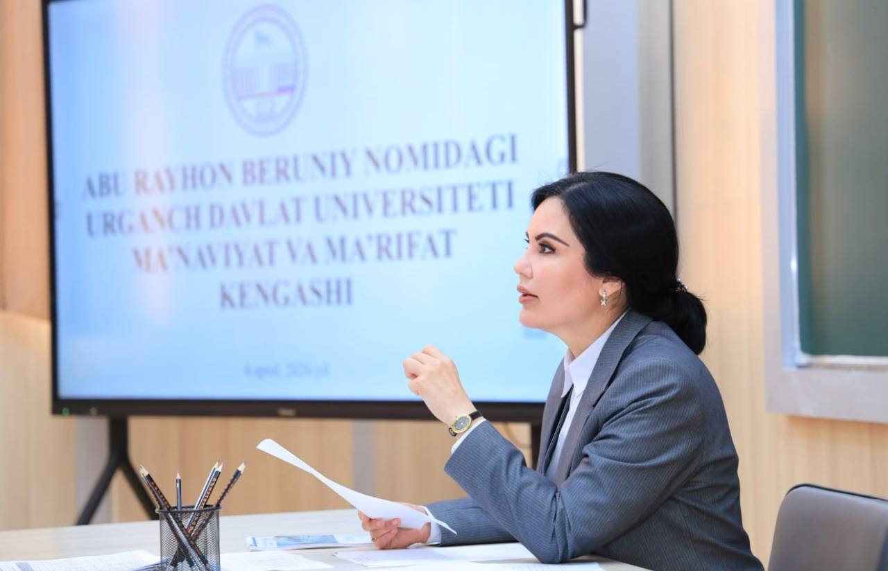 Rektor Urganch davlat universitetining ma’naviy-ma’rifiy faoliyati yuzasidan kengaytirilgan tahliliy yigʻilish oʻtkazdi