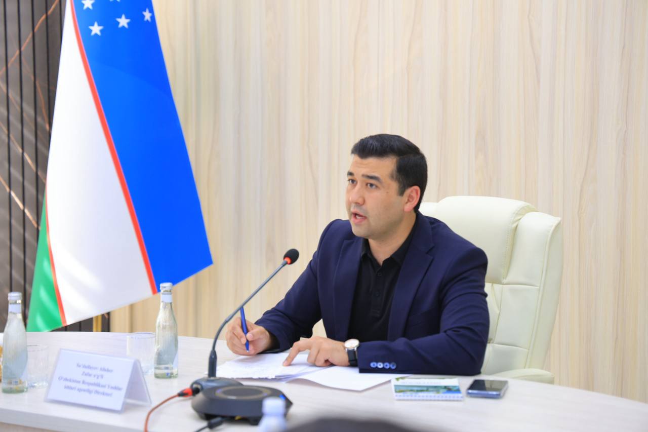 “Listening to Youth”: Director of the Youth Affairs Agency Alisher Sadullayev at UrSU