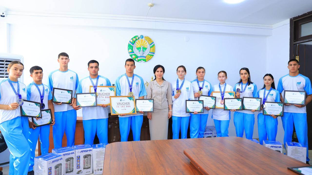 The rector awarded the winners of the final stage of the Presidential Olympiad