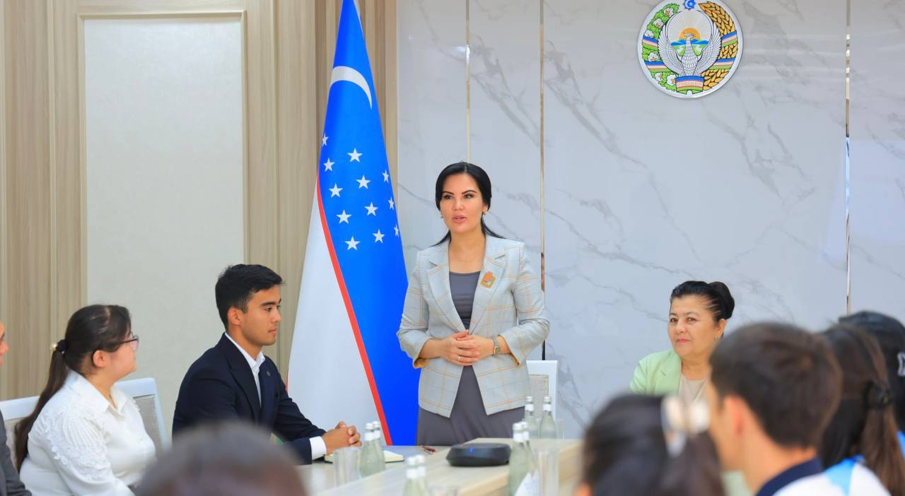 UrDUda senator va yoshlar uchrashuvi bo‘lib o‘tdi