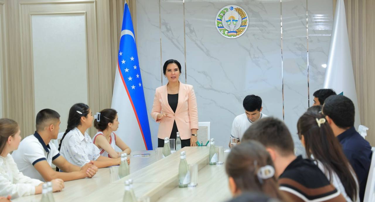 Yoshlar kuni munosabati bilan ochiq muloqot o‘tkazildi