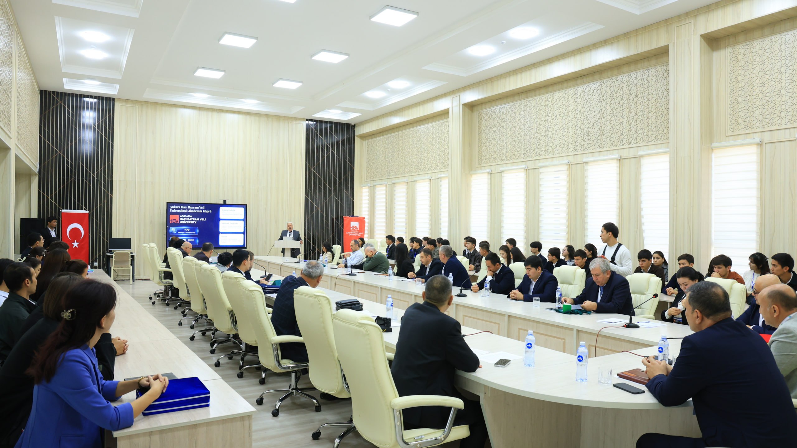 Urganch davlat universitetida 8-Xalqaro ijtimoiy fanlar tadqiqotlari konferensiyasi o‘z ishini boshladi