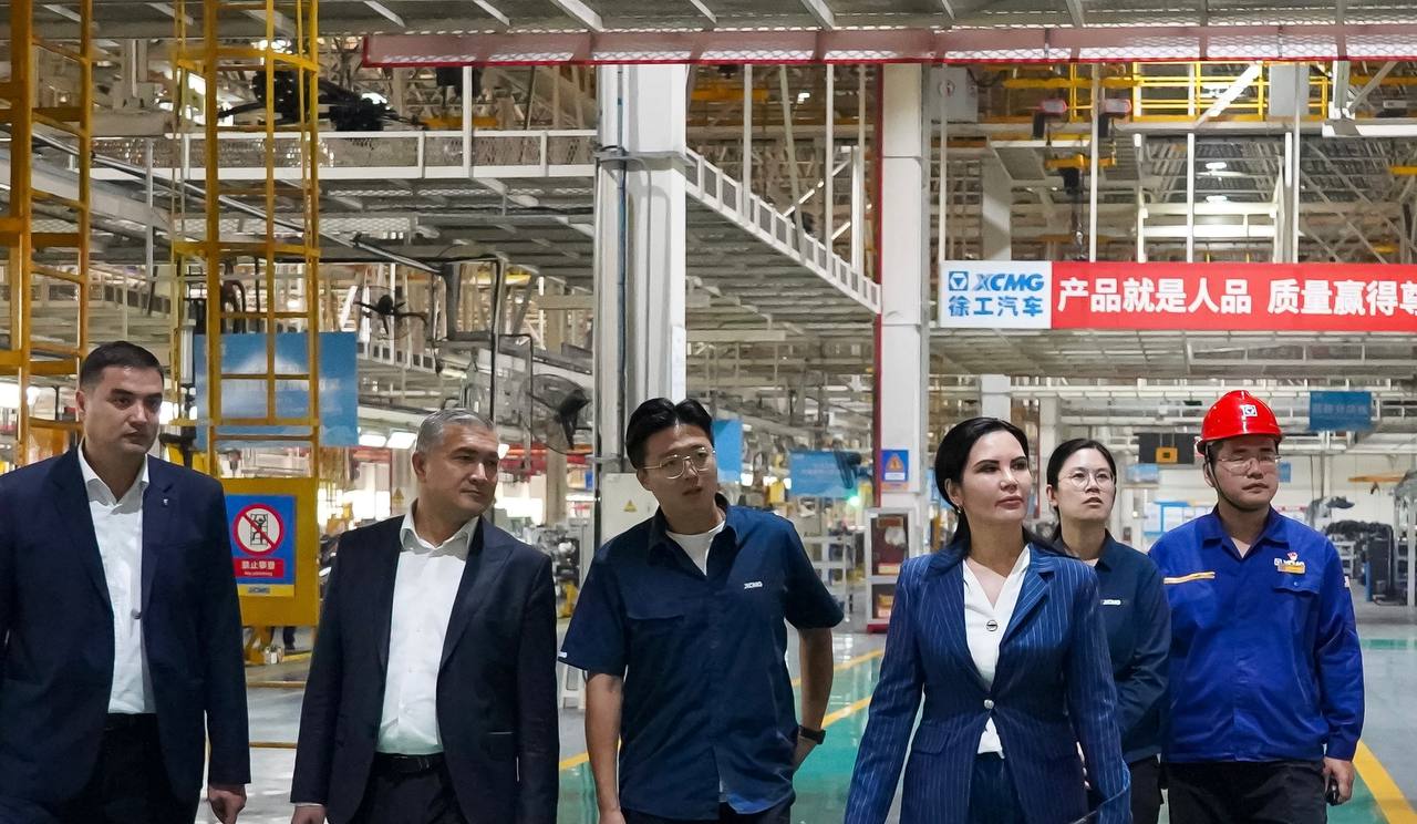 Urganch davlat universiteti rektori Xitoyning Xuzhou shahrida xizmat safarida