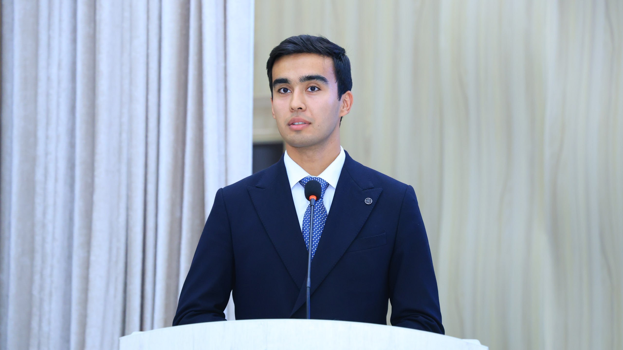 Urganch davlat universitetida Yoshlar yetakchisi saylandi