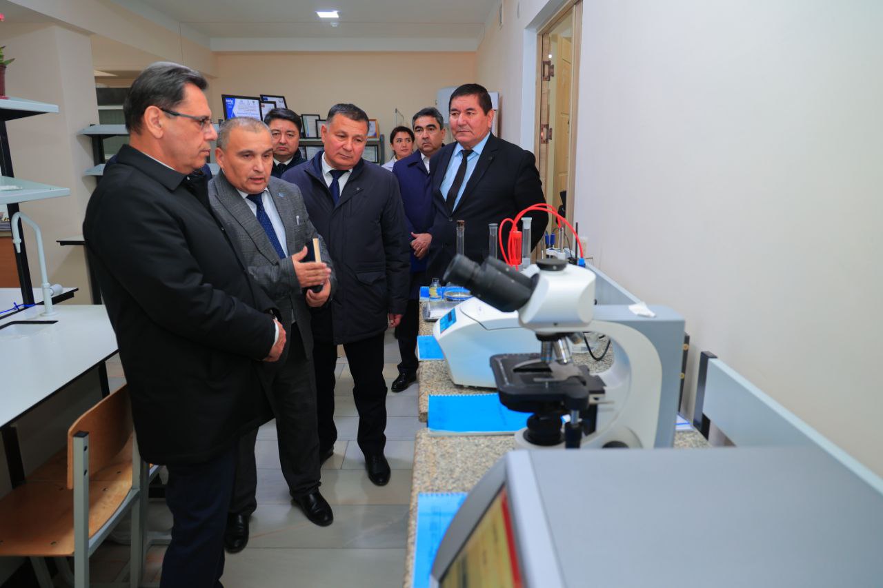 THE MINISTER VISITED THE FACULTY OF CHEMICAL TECHNOLOGIES