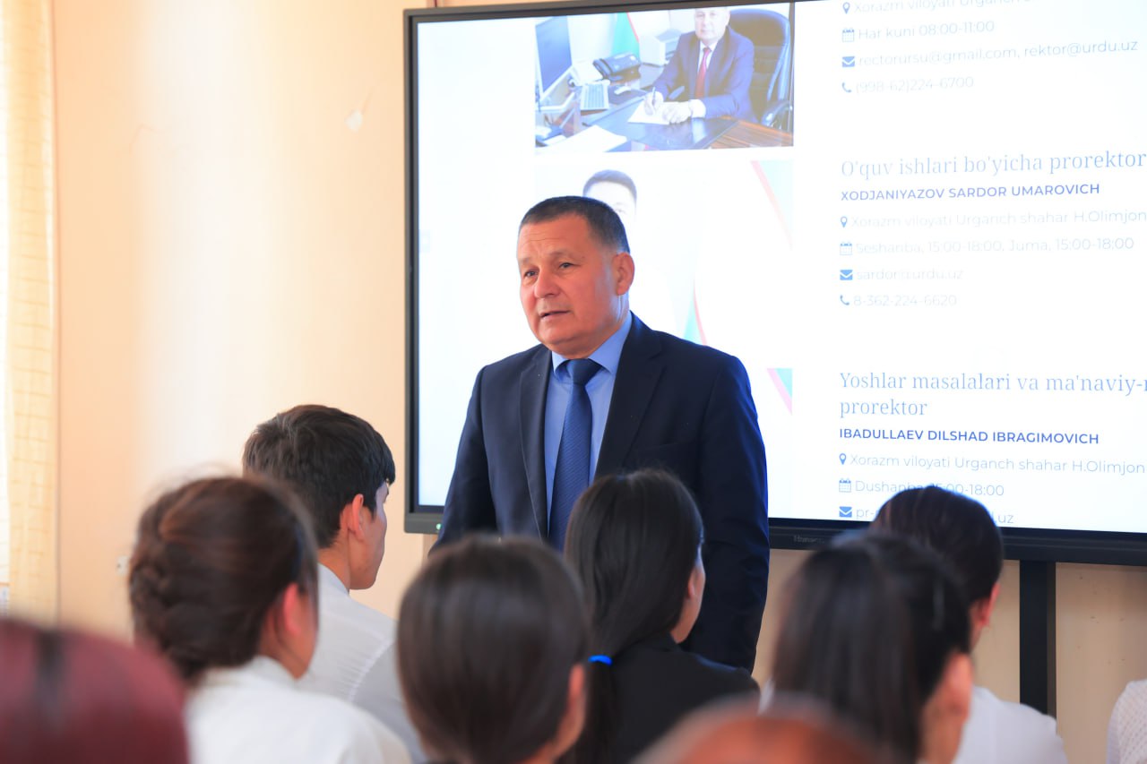 Rector of Urgench State University Bakhrom Abdullayev met with students of the Faculty of Sports and Arts.