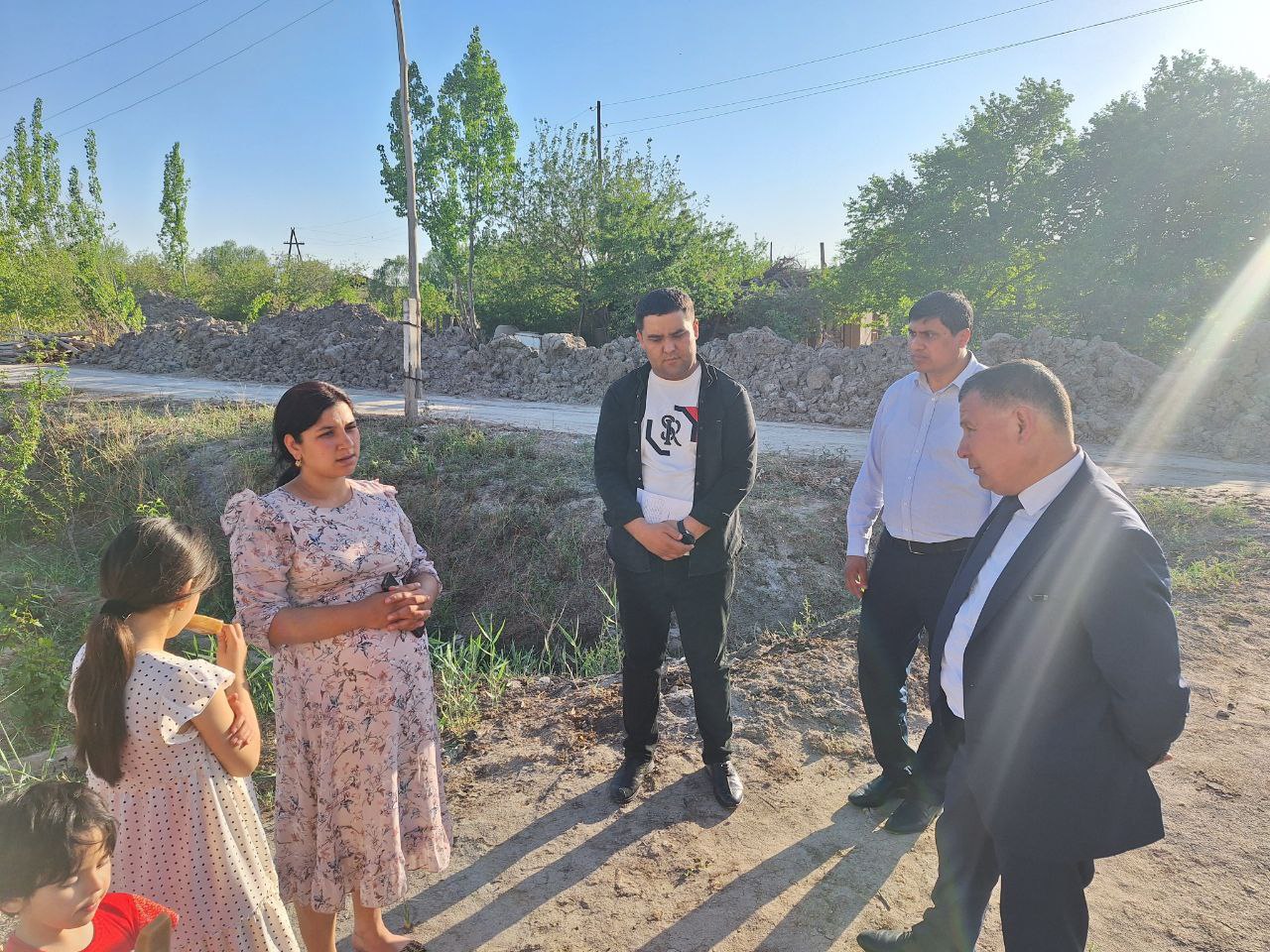 Ректор УрГУ посетил прикрепленные к нему дома молодежи Ургенчского района