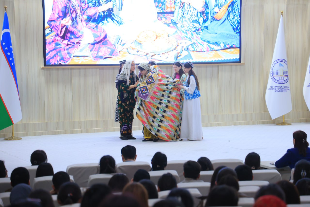 Urganch davlat universitetida  “Yurtim qadriyatlari” respublika ko‘rik-tanlovining hududiy bosqichi bo‘lib o‘tdi