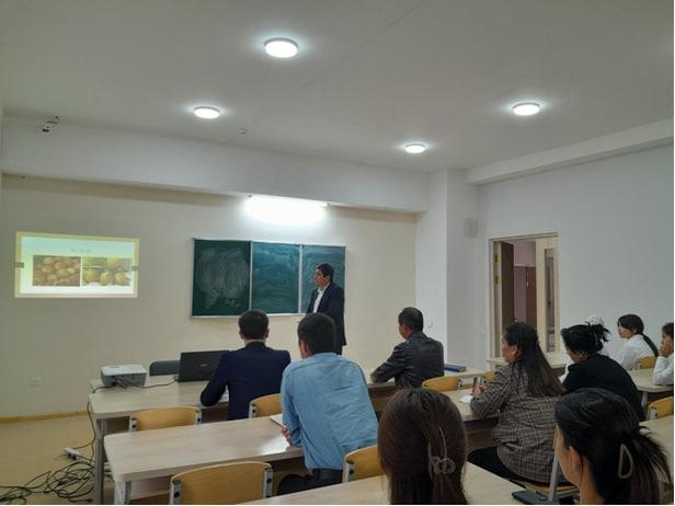 Scientific-theoretical seminar of the Head of the Department of Fruits and Vegetables of Urganch State University, Associate Professor Sadullayev Sanj