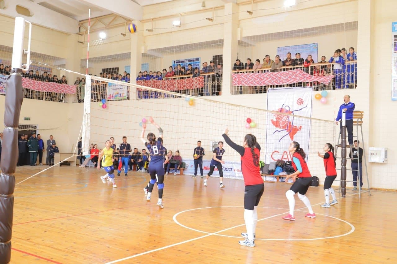 urdu.uz, Urganch davlat universiteti voleybol boʻyicha Oʻzbekiston chempionatiga mezbonlik qilmoqda