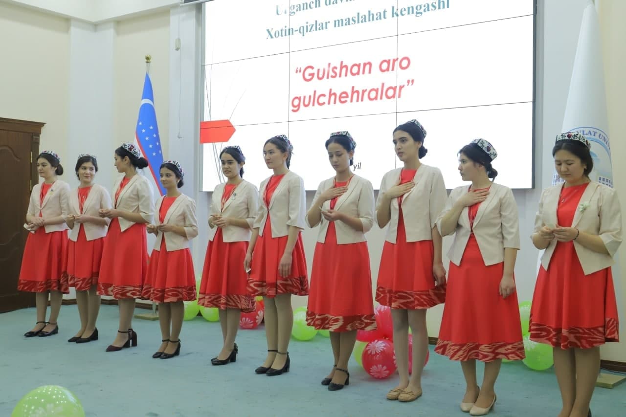 urdu.uz,   Urganch davlat universitetida "Gulshanaro gulchehralar" nomli ko'rik-tanlov oʻtkazildi