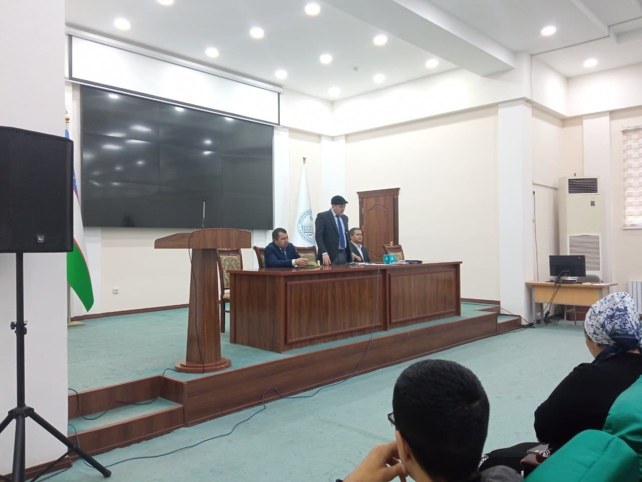 A meeting was held with the staff of the Khorezm regional branch of the Agency for the Promotion of Foreign Languages