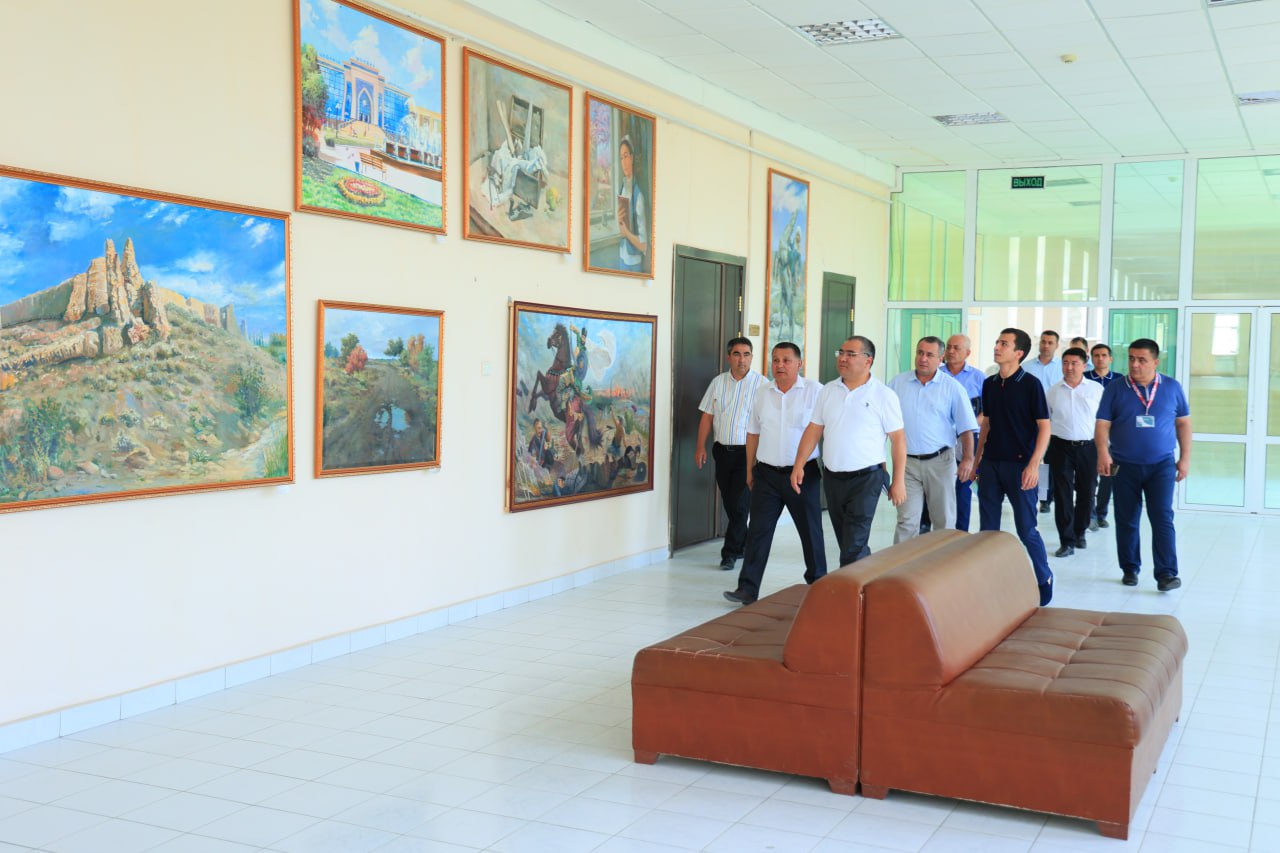 urdu.uz, Oliy taʼlim, fan va innovatsiyalar vaziri Urganch davlat universitetining yangi oʻquv binosi bilan tanishdi