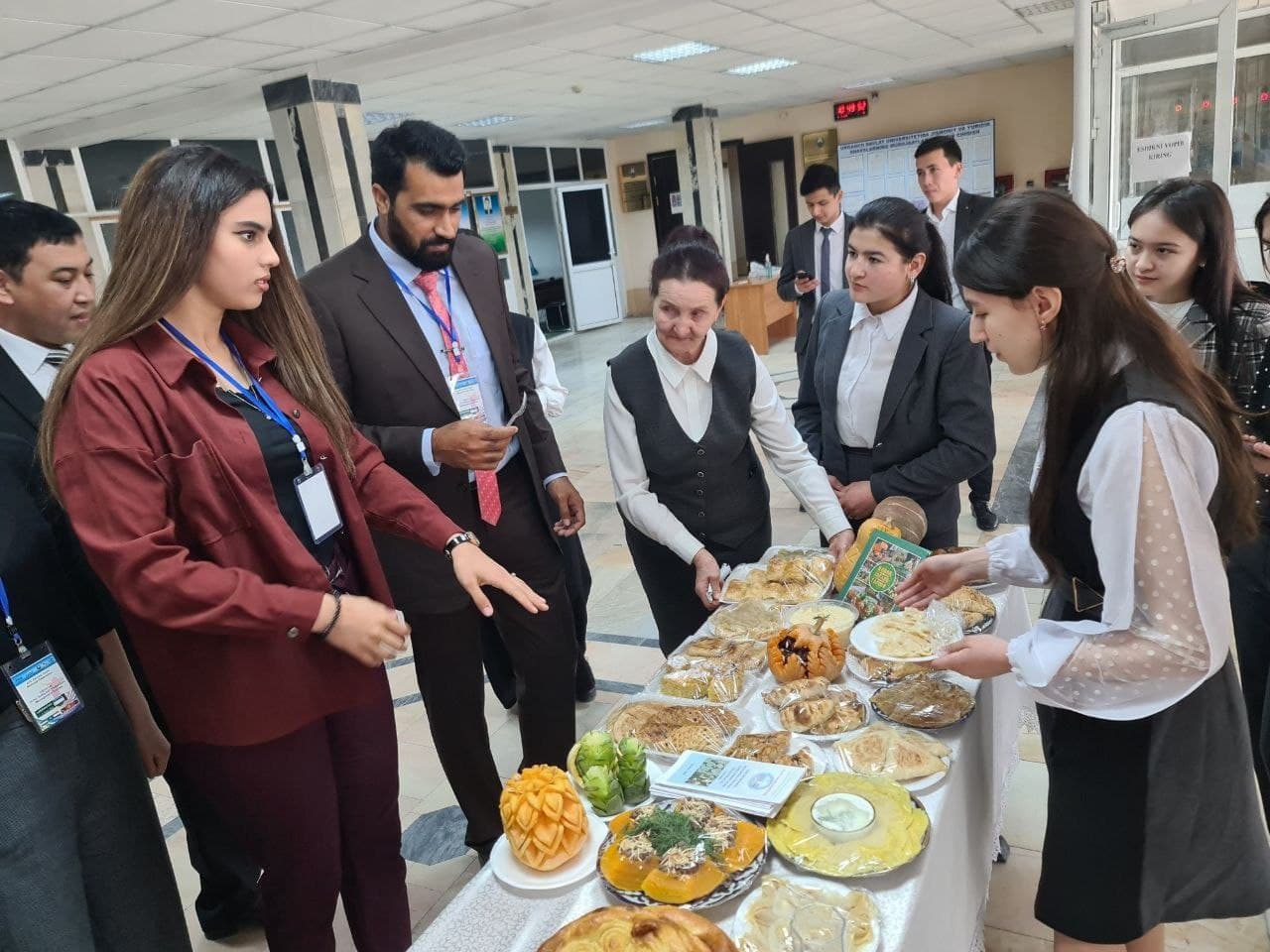 urdu.uz, URGANCH DAVLAT UNIVERSITETIDA QOVOQ SAYLI OʻTKAZILMOQDA