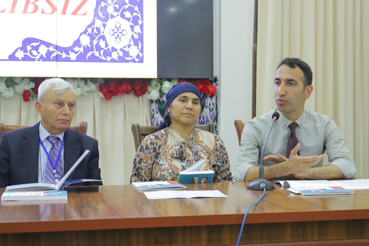 urdu.uz, "Ikki buyuk, bizning umumxalq shoirlarimiz - Mehmet Akif Ersoy va Abdulhamid Sulaymon o'g'li Cho'lpon"  simpoziumi ilmiy yangiliklarga  ega ma’ruzalarga boy boʻldi