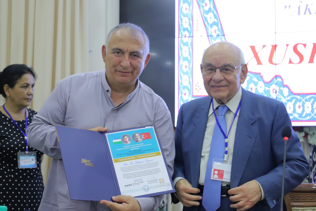 urdu.uz, "Ikki buyuk, bizning umumxalq shoirlarimiz - Mehmet Akif Ersoy va Abdulhamid Sulaymon o'g'li Cho'lpon"  simpoziumi ilmiy yangiliklarga  ega ma’ruzalarga boy boʻldi