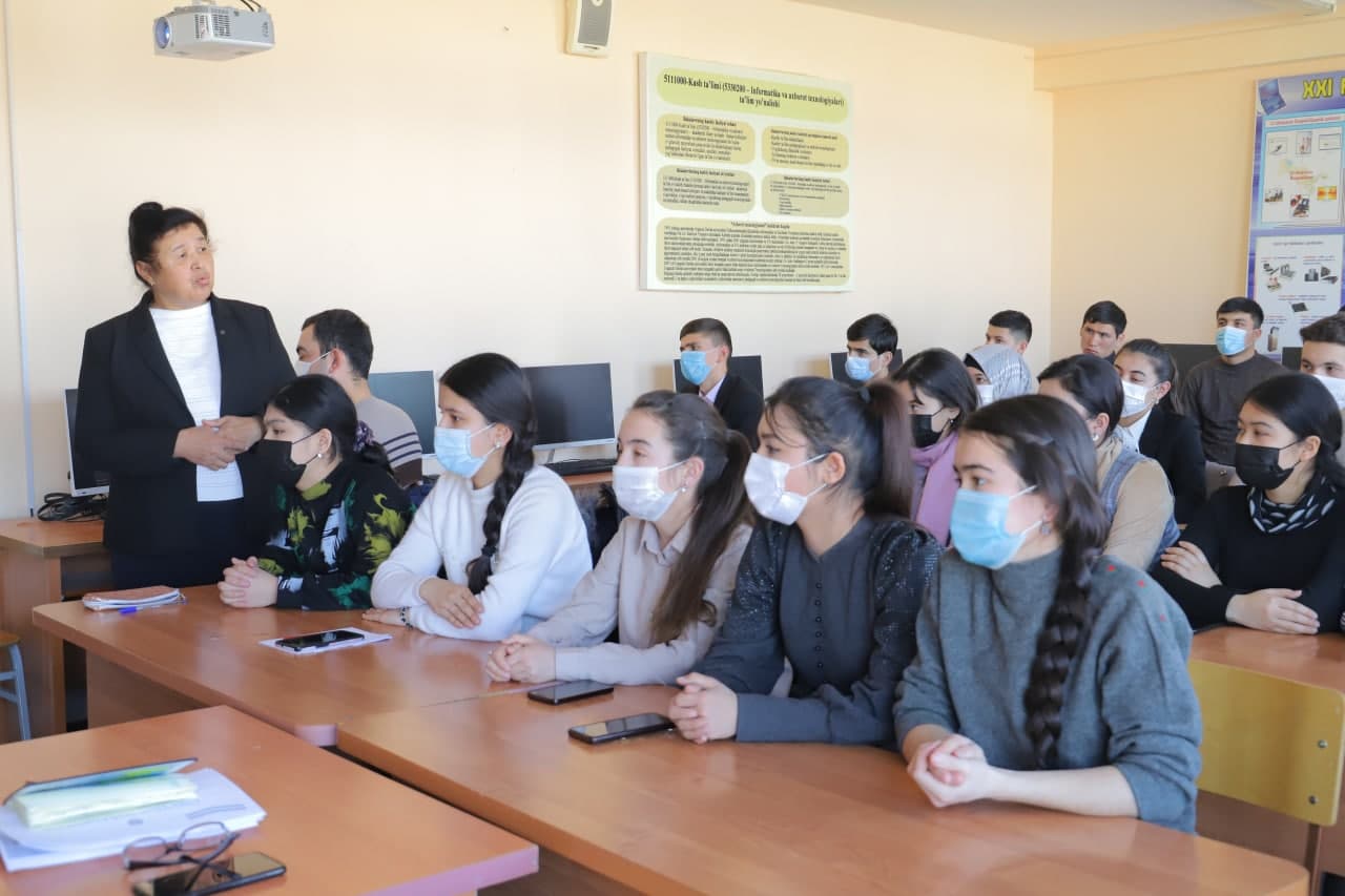 urdu.uz, "Biz korrupsiyaga qarshimiz" mavzusida uchrashuv oʻtkazildi
