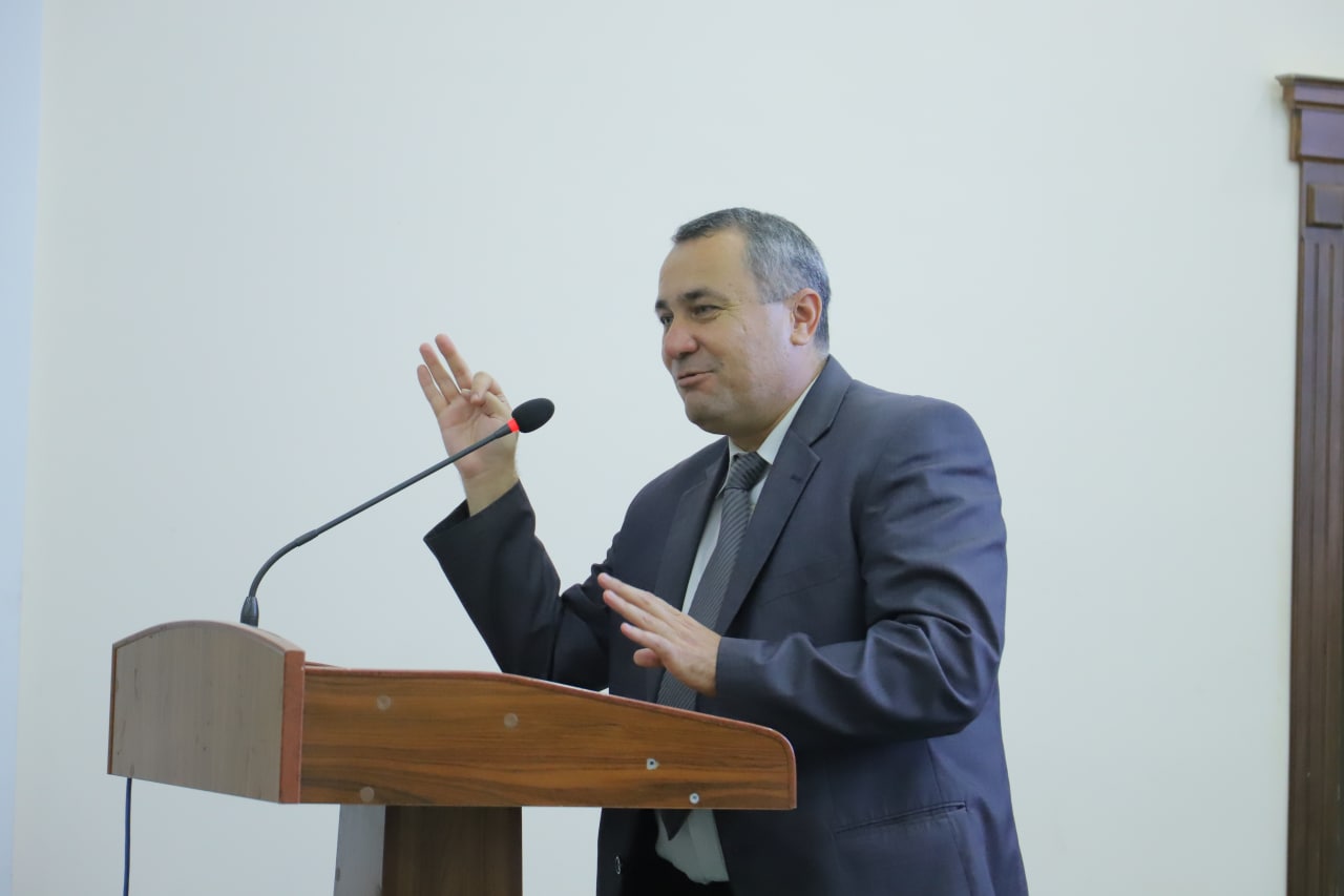 “Tanishtiruv haftaligi”ning soʻnggi uchrashuvlari Kimyoviy texnologiyalar fakulteti hamda Pedagogika-psixologiya taʻlim yoʻnalishlarining 1-bosqich talabalari ishtirokida oʻtkazildi