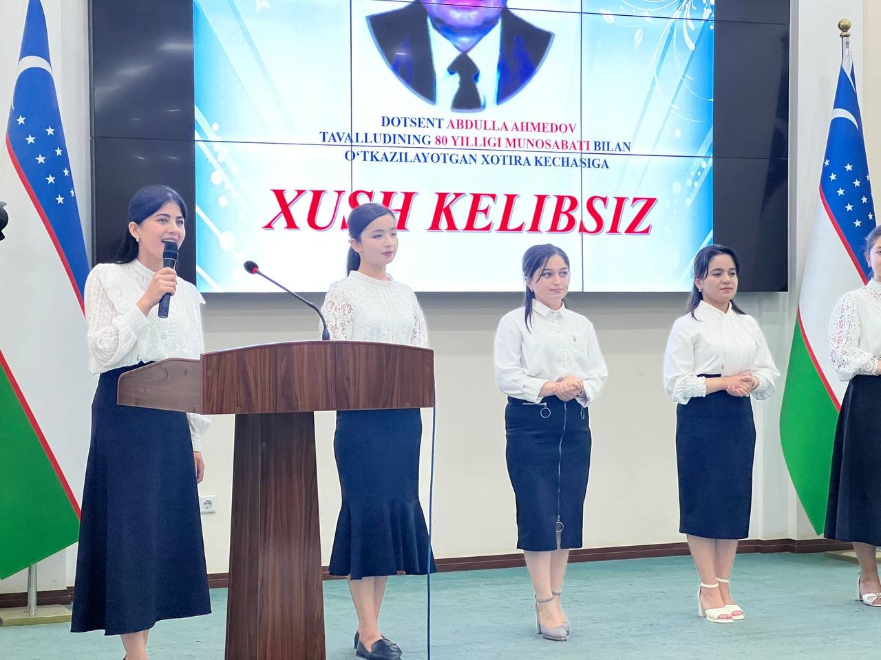 urdu.uz, Urganch davlat universiteti Filologiya fakulteti faxriy dotsenti Abdulla Ahmedov tavalludining 80 yilligi munosabati bilan xotira kechasi o'tkazildi
