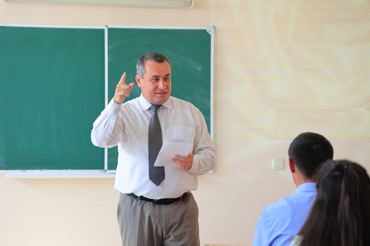 urdu.uz, Birinchi prorektor talabalarga maʼruza mashgʻuloti olib bordi