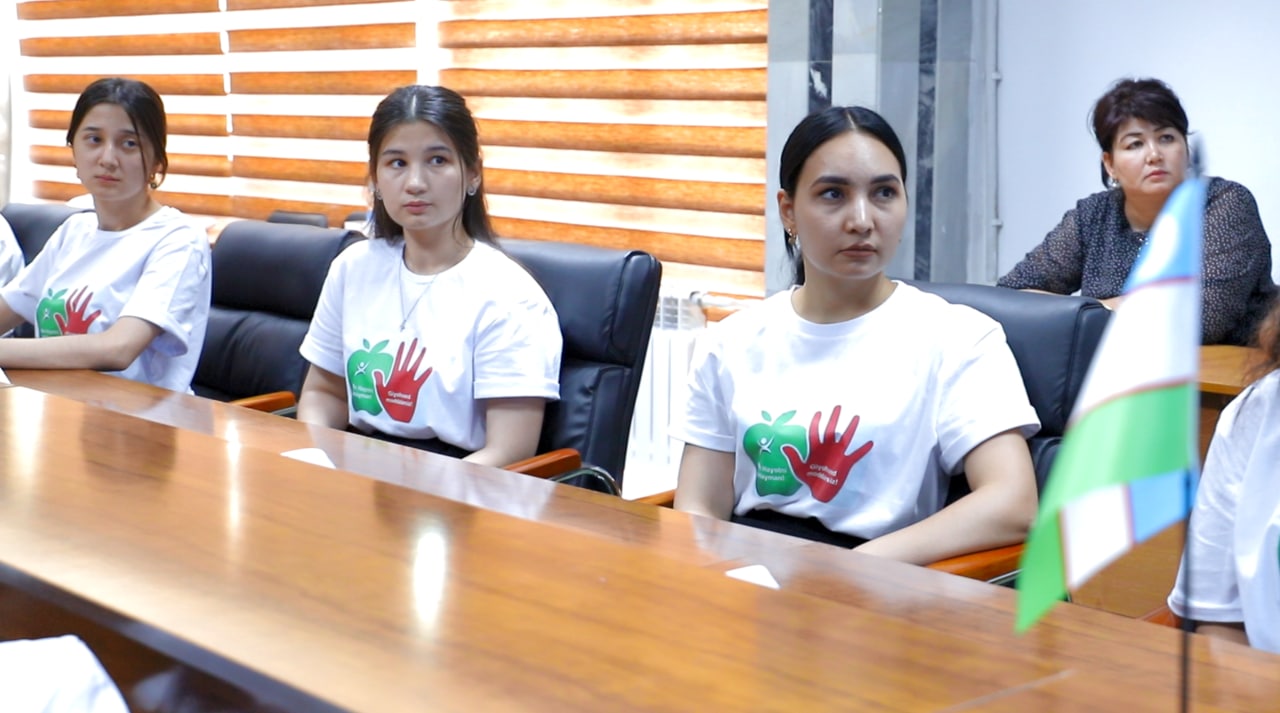 urdu.uz, Pedagogika fakultetining volontyor talabalari bilan uchrashuv tashkil etildi