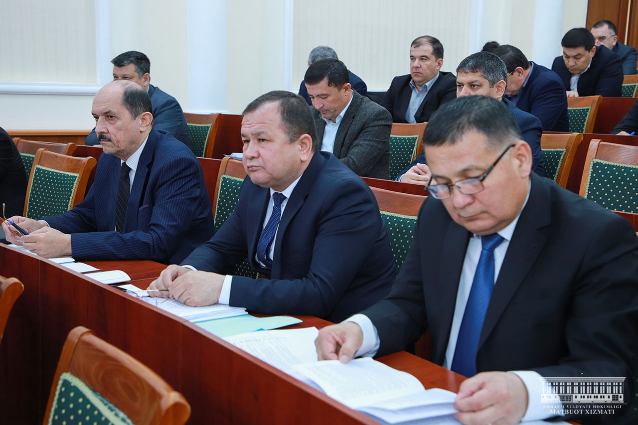 urdu.uz, Xalq deputatlari Xorazm viloyati kengashining navbatdan tashqari qirq to‘rtinchi sessiyasida