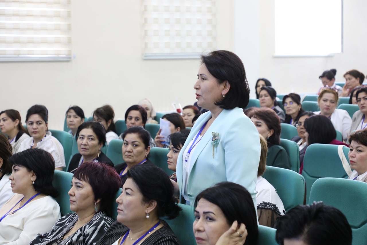urdu.uz,  «Xotin-qizlarning ijtimoiy siyosiy faolligini oshirish, gender tenglik masalalari va gender madaniyati» mavzusidagi respublika o‘quv-seminari davom etmoqda