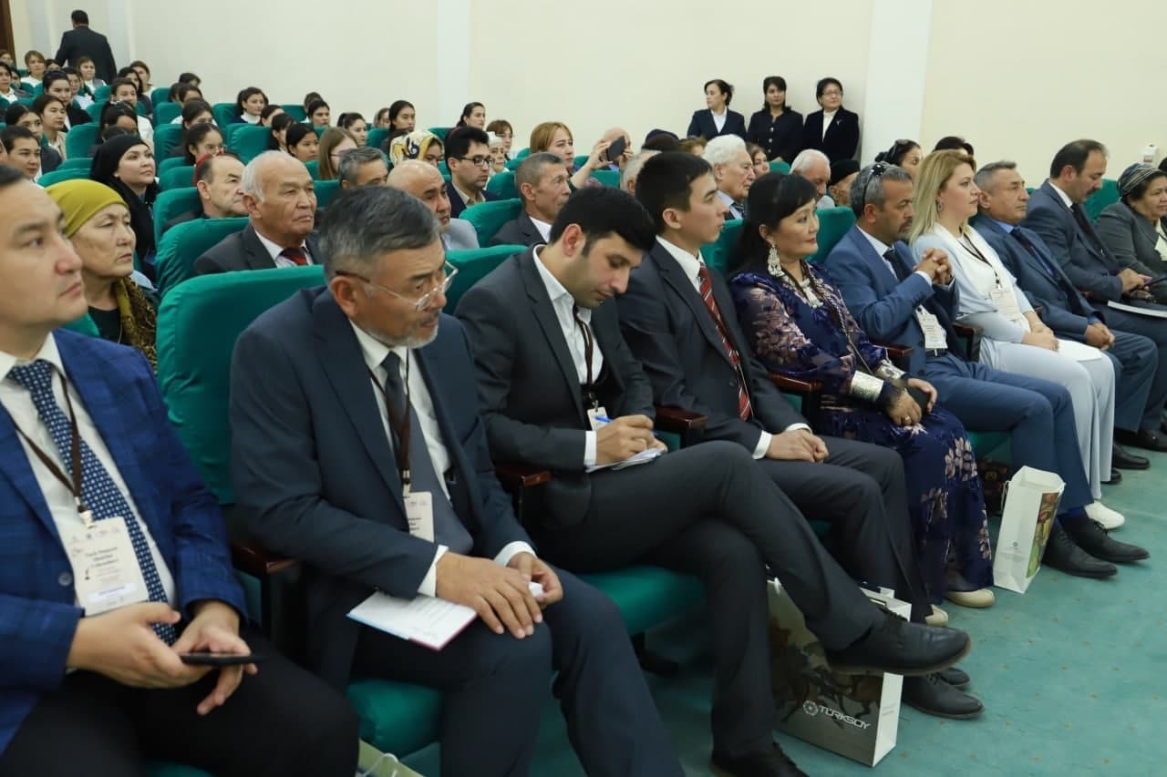 urdu.uz, Urganch davlat universitetida “Turk dunyosi shoirlari uchrashuvi” boʻlib oʻtdi