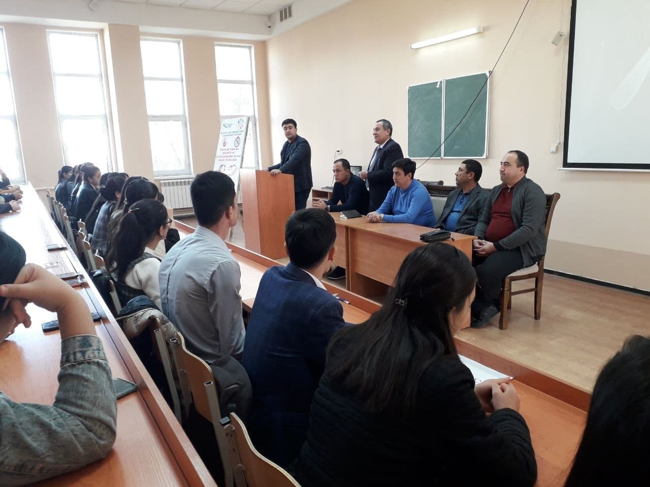 An open dialogue was held on the topic 