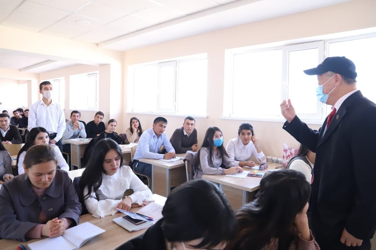 urdu.uz;AQSHNING O’ZBEKISTONDAGI ELCHIXONASI  VAKILLARI URGANCH DAVLAT UNIVERSITETIGA TASHRIF BUYURDILAR
