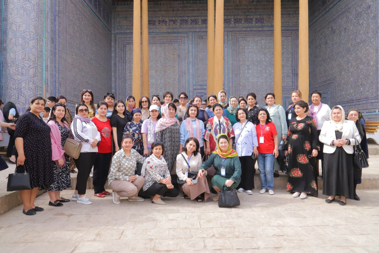 The delegation of the Republican training seminar traveled to Khiva