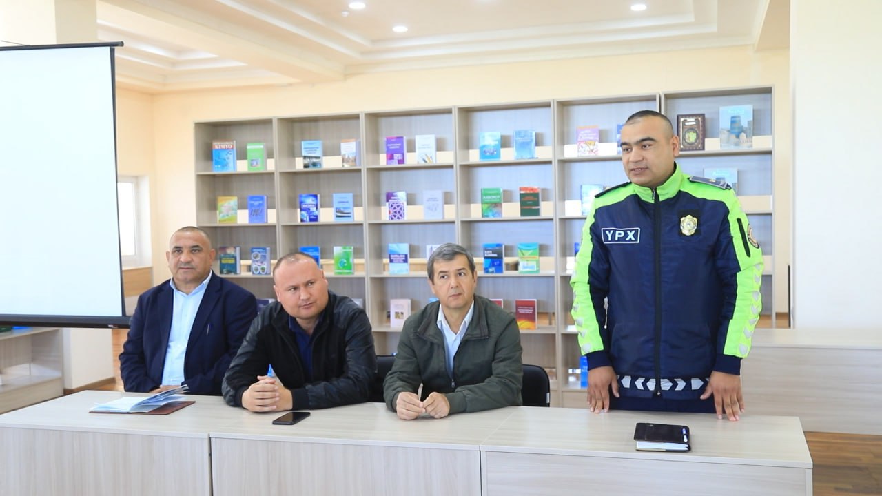 Организована встреча с сотрудником Департамента безопасности дорожного движения