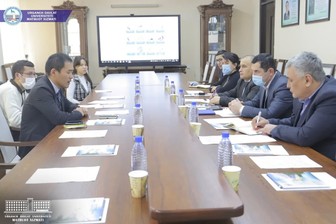 urdu.uz, YAPONIYA TASHQI SAVDO TASHKILOTINING (DJETRO) O‘ZBEKISTONDAGI VAKOLATXONASI BOSH DIREKTORI DJUN TAKAXASHI  URGANCH DAVLAT UNIVERSITETIGA TASHRIF BUYURDI