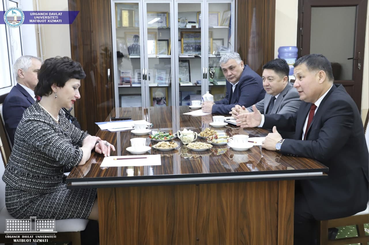 urdu.uz, Belarus Respublikasining Grodno davlat universiteti rektori Urganch davlat universitetida boʻldi