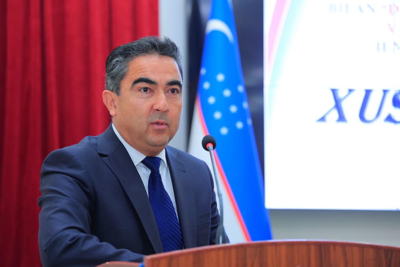urdu.uz, “Davlat tili taraqqiyoti: muammo va yechimlar” mavzusida  ilmiy-amaliy konferensiya boʻlib oʻtdi
