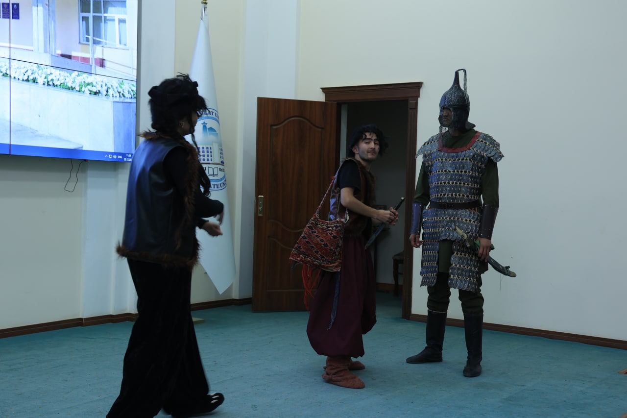 urdu.uz, Pedagogika fakulteti talabalarining bayram dasturi namoyish etildi