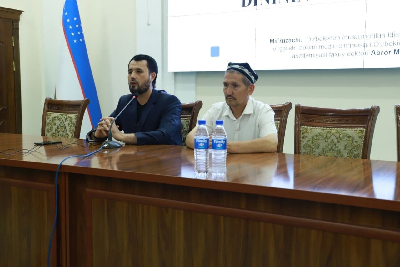 urdu.uz;UrDUda “Jahon sivilizatsiyasida  O’rta  Osiyo  allomalari va Islom dinining o’rni” mavzusida  davra suhbati o`tkazildi