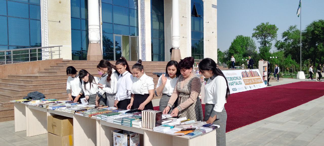 The Book Festival was held in the center of Urgench