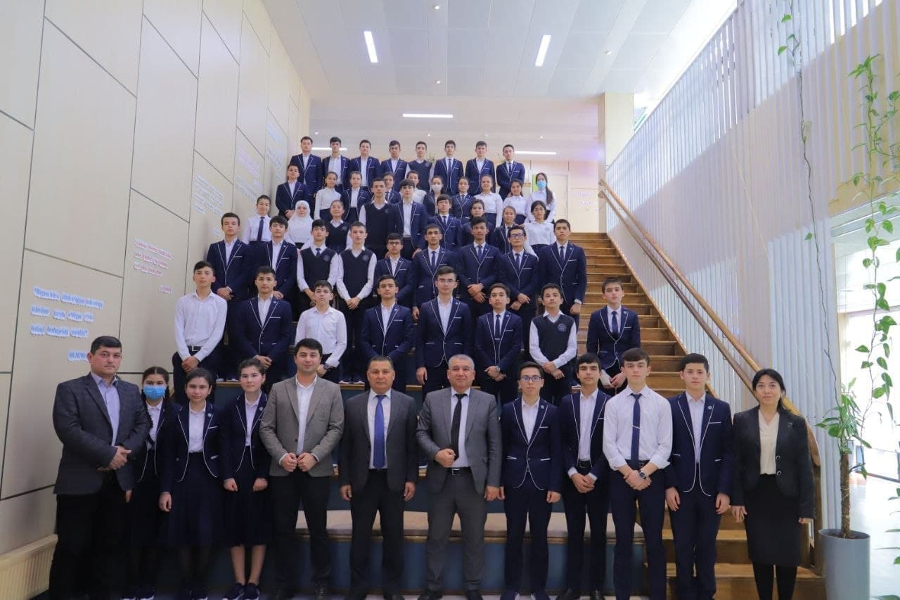 Rector of UrSU Bakhrom Abdullayev visited the Presidential School in Khiva