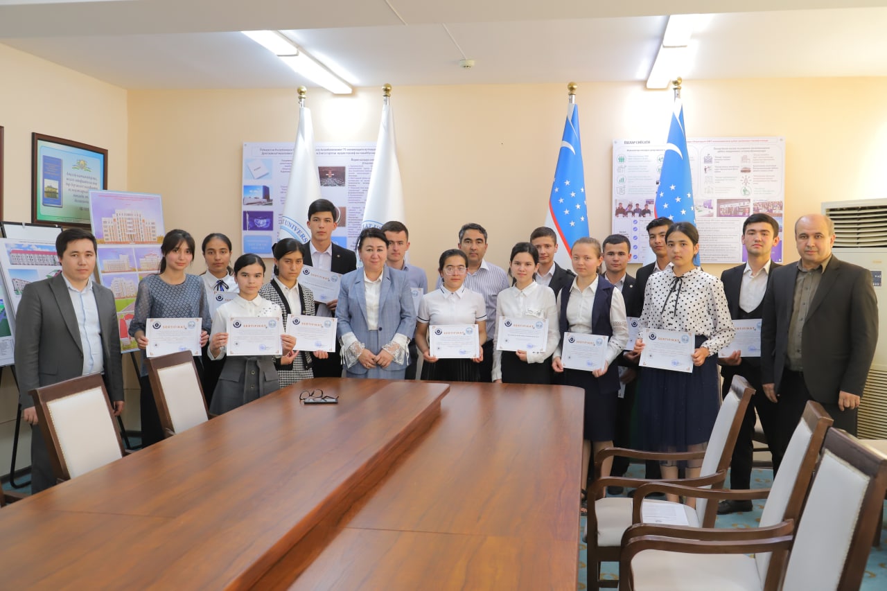 The winners of the Physics Olympiad were awarded certificates
