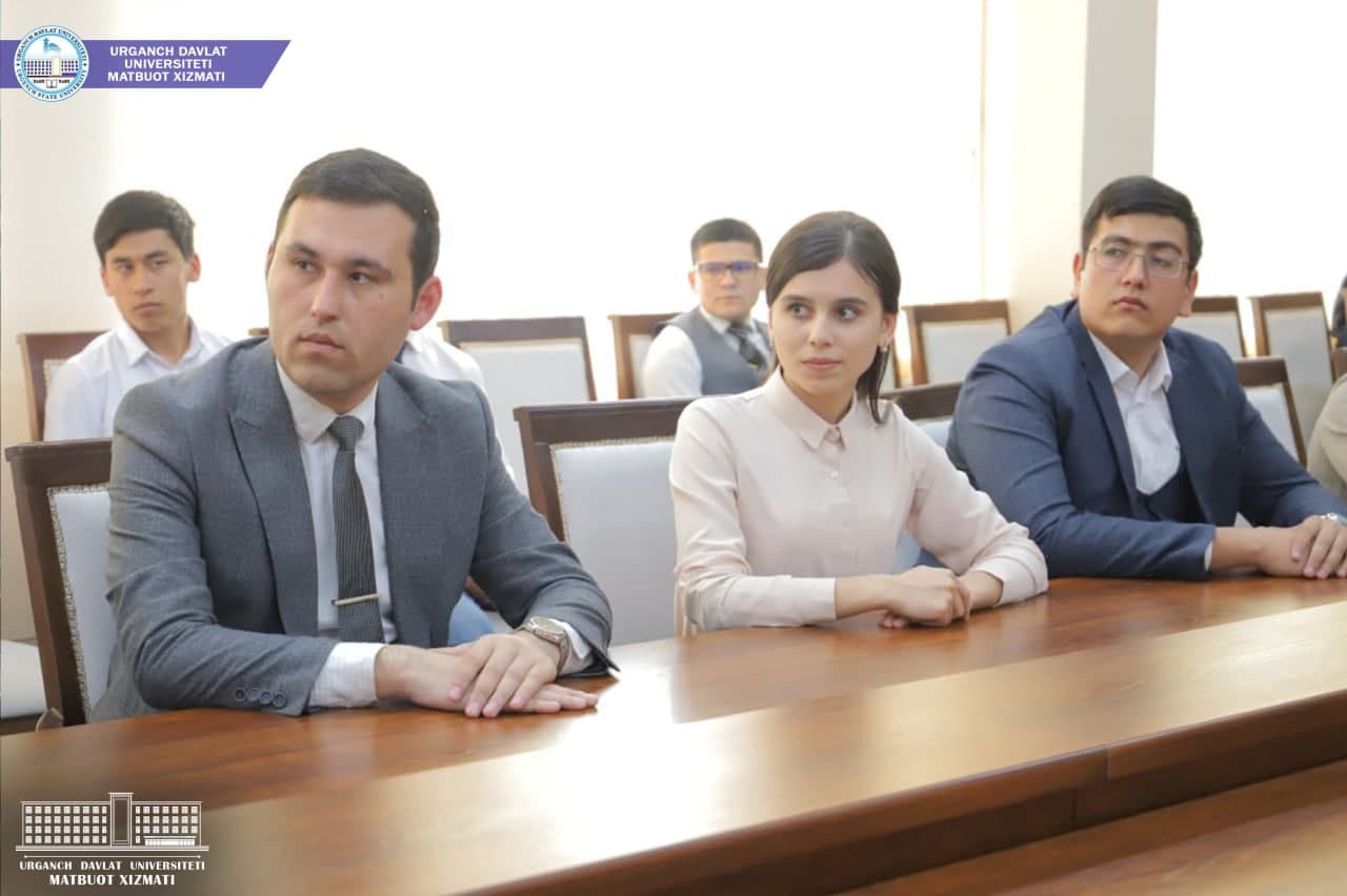 urdu.uz, Urganch davlat universiteti rahbariyati prezident va nomdor davlat stipendiyalar sohiblarini tabrikladi