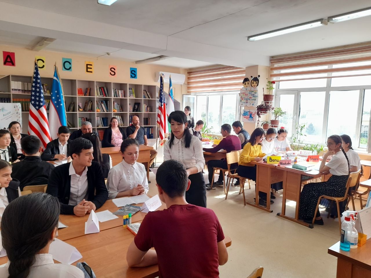 urdu.uz, AQSHning O‘zbekistondagi elchixonasi jamoat bilan aloqalar bo‘limi boshlig‘i Aleksis Sallivan Urganch davlat universitetida boʻldi