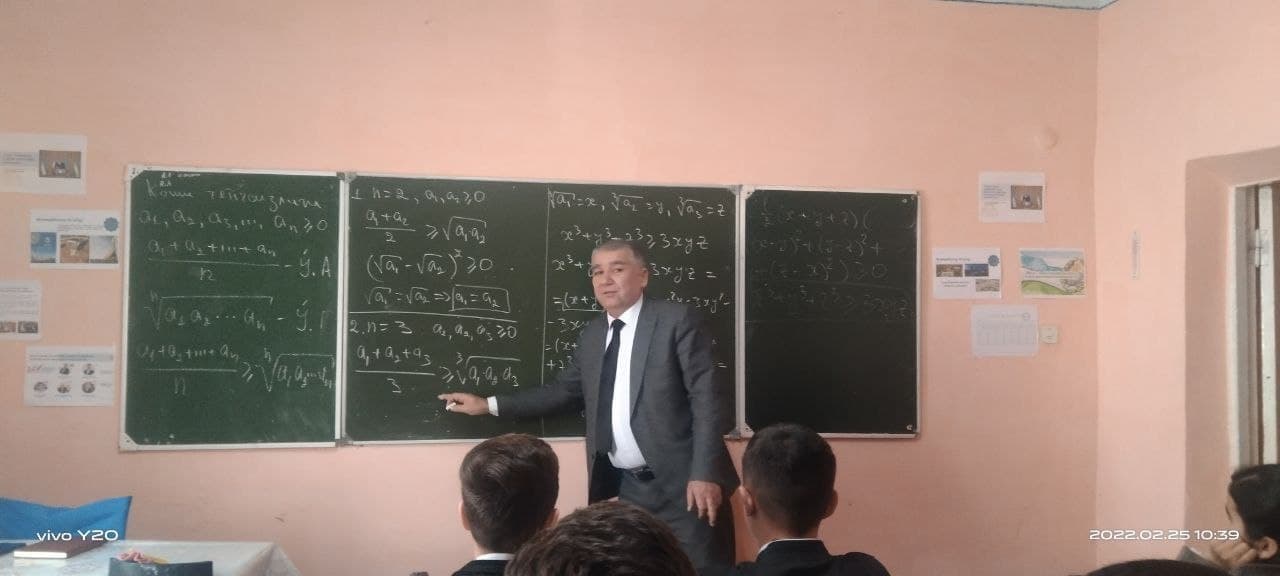 urdu.uz, Urganch davlat universiteti rektori  Baxrom Abdullayevning maktablarga tashrifi davom etmoqda