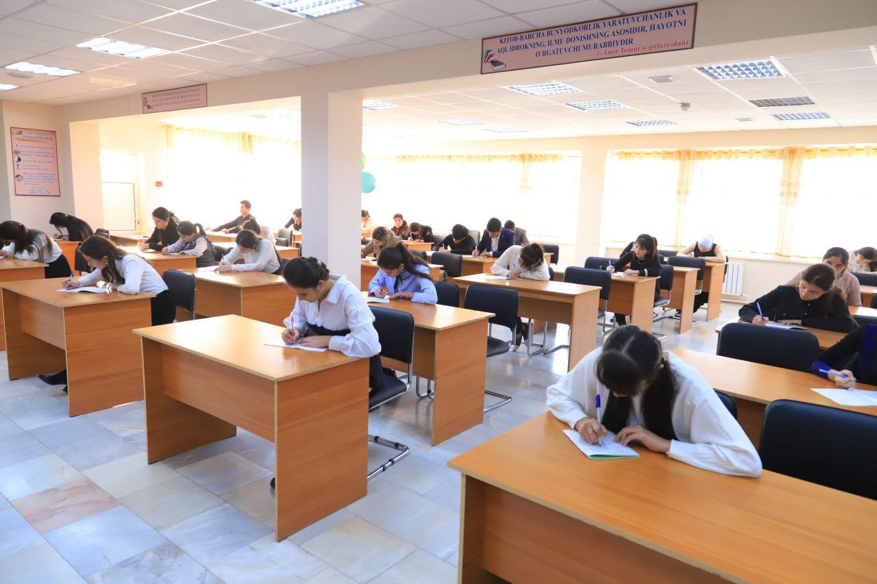 urdu.uz, "Korrupsiya-taraqqiyot kushandasi" mavzusidagi insholar tanlovining universitet bosqichi o'tkazildi