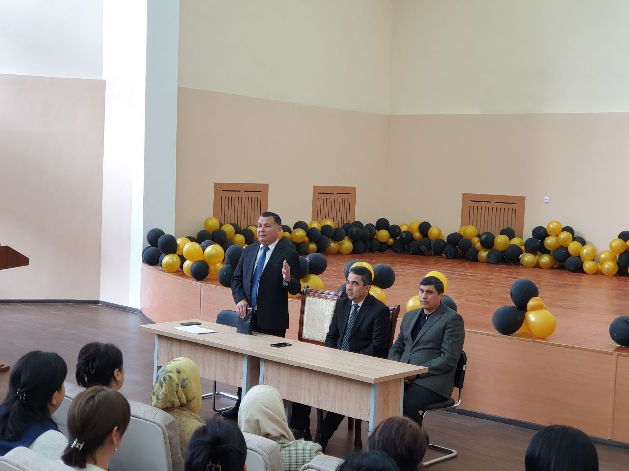 urdu.uz, Urganch davlat universiteti rektori Pedagogika fakulteti professor-oʻqituvchilari bilan uchrashdi